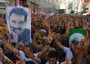 Dayîkanê Aştîye seba mîtîngî veng da: Aştî û azadîye sey nan û awe ferz ê