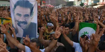 Dayîkanê Aştîye seba mîtîngî veng da: Aştî û azadîye sey nan û awe ferz ê