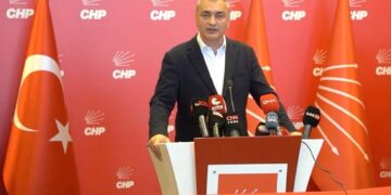 Kemal Kiliçdaroglu îxrackirina 9 parlamenteran xwest