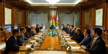 Mazlûm Ebdî û Tom Barrack li Hewlêrê civiyan