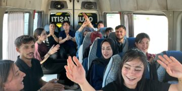 Rihayî ji bo Mitînga Azadiyê berê xwe dan Amedê