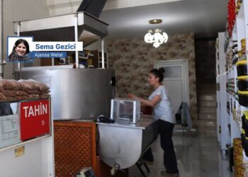 Tehîna berê bi aşên avê dihat hêrandin, niha bi makîneyan tê çêkirin