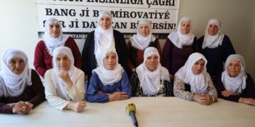 Dayikên Aştiyê banga tevlibûna ‘Mitînga Azadiyê’ kir