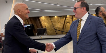 Tom Barrack li Bexdayê ye