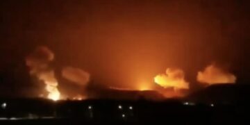 CENTCOM: Li dijî hedefên Îranê êrişan dest pê kir