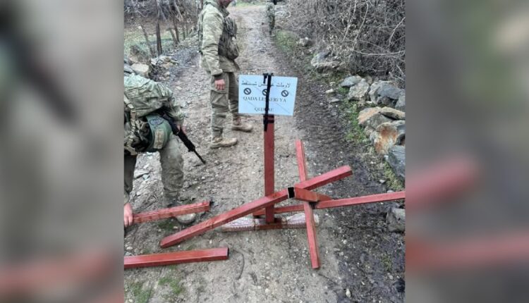 Leşkerên Tirk vegera gundiyên Zaxoyê asteng kir
